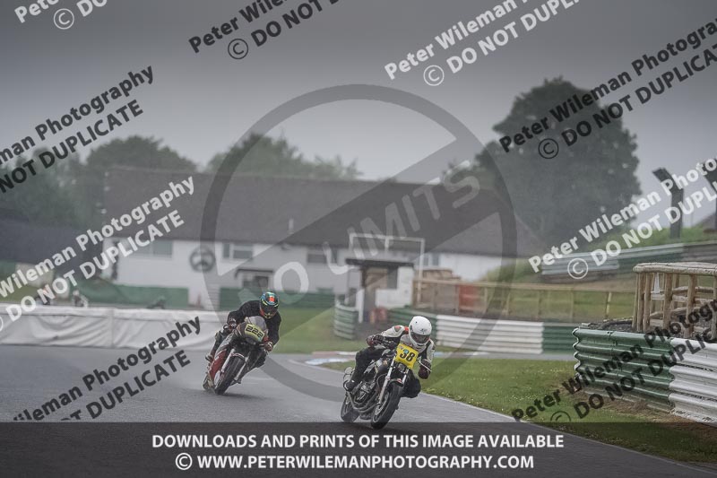 enduro digital images;event digital images;eventdigitalimages;mallory park;mallory park photographs;mallory park trackday;mallory park trackday photographs;no limits trackdays;peter wileman photography;racing digital images;trackday digital images;trackday photos